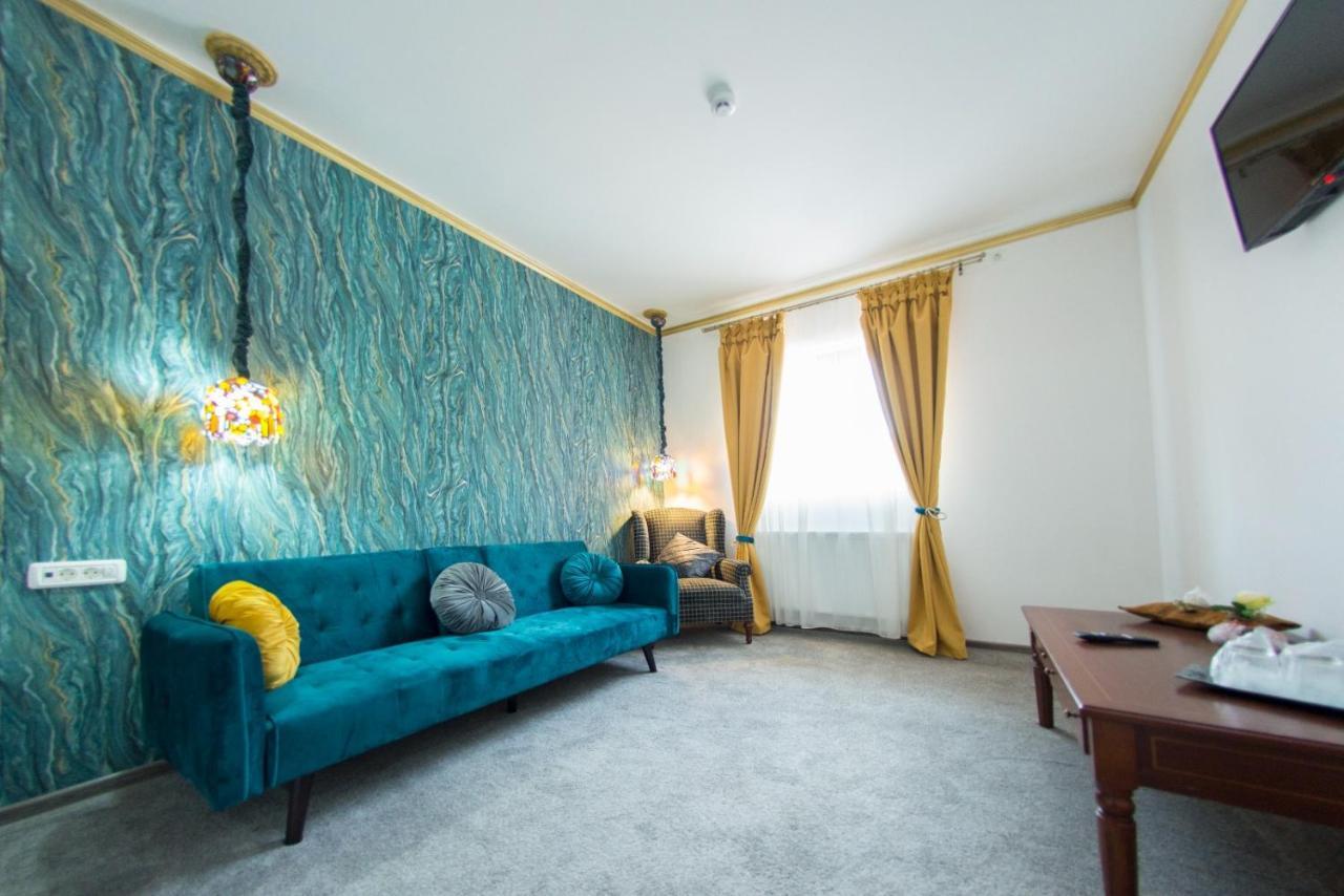 Voila Inn Predeal Exterior foto